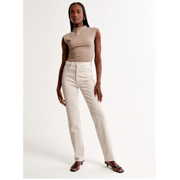 Abercrombie & Fitch Ultra High Rise 90s Straight Jean Stone - Picture 1 of 6